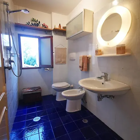 Flore Apartment *